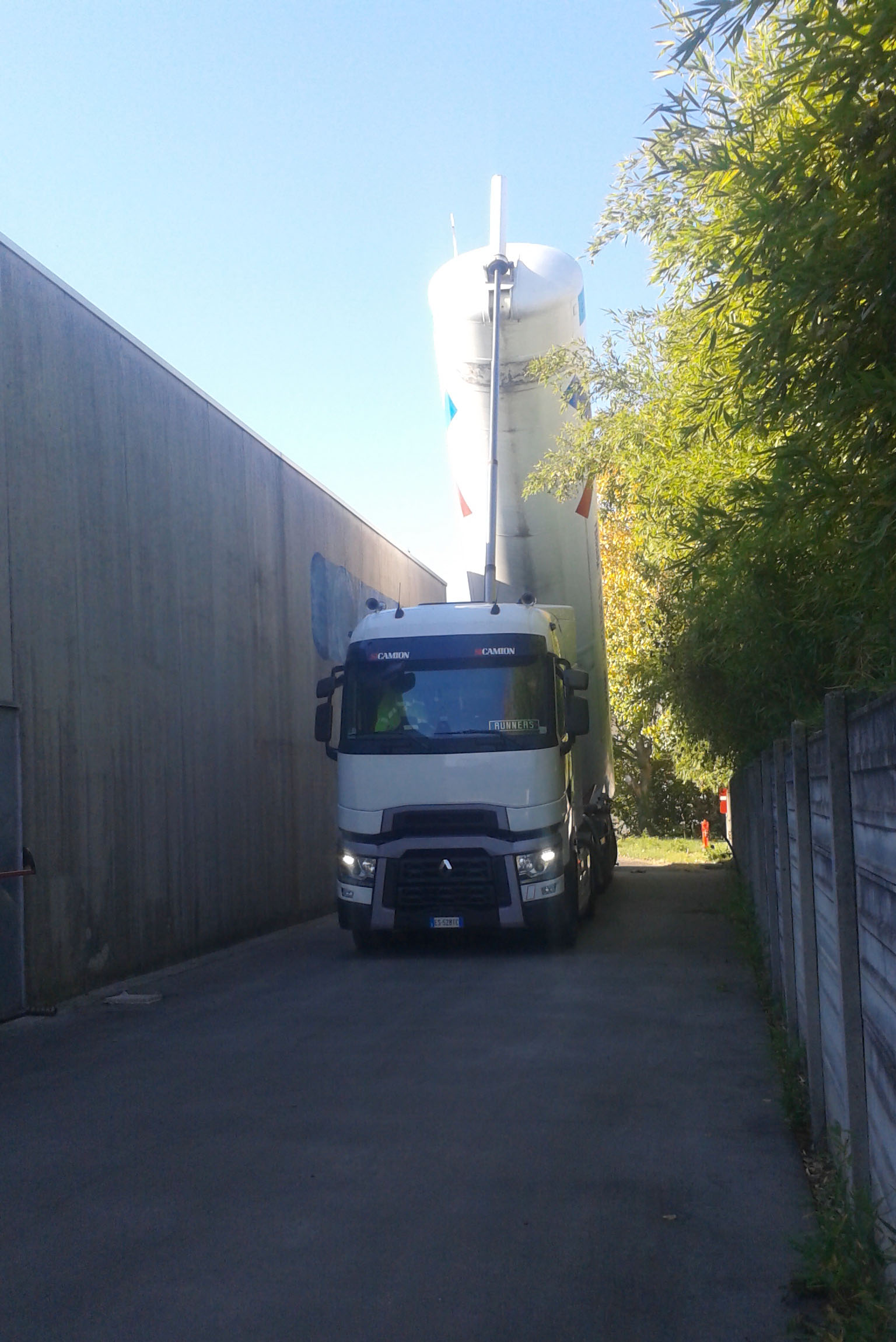Camion Cisterna
